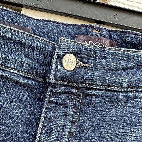 NYDJ Boyfriend Jeans LiftxTuck Embroidered Patches Cuffed Women’s Plus Size 24W - Picture 5 of 14